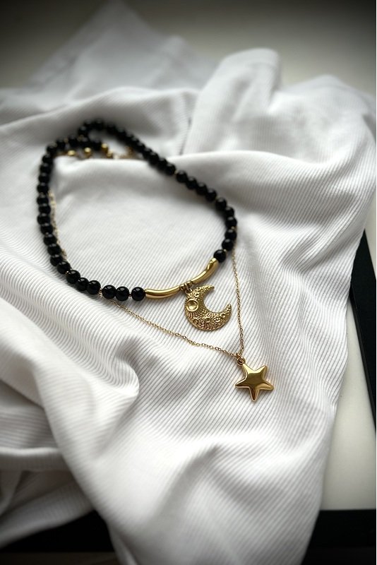 Onikso vėrinio "Mėnulis" ir grandinėlės komplektas 1