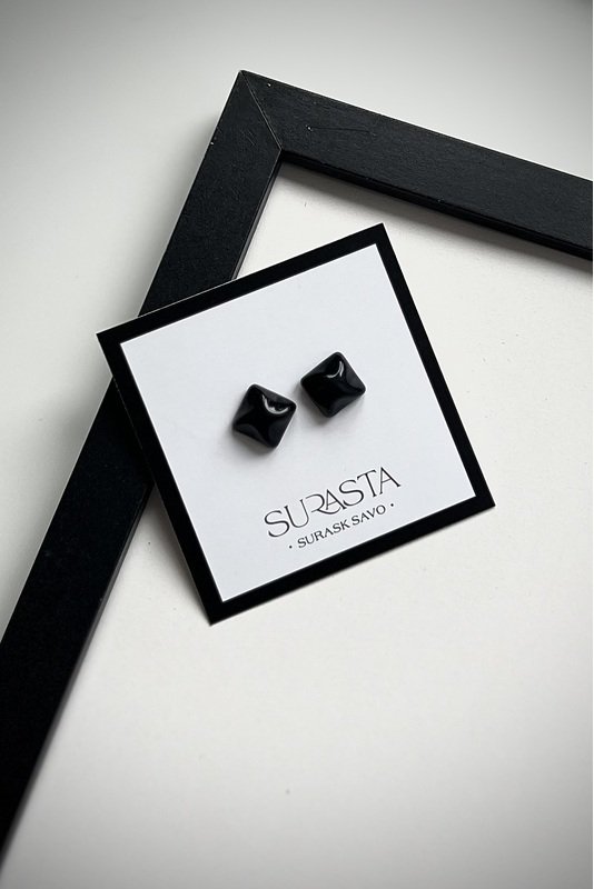 Auskarai MINI "Katės akis" juodas kvadratėlis