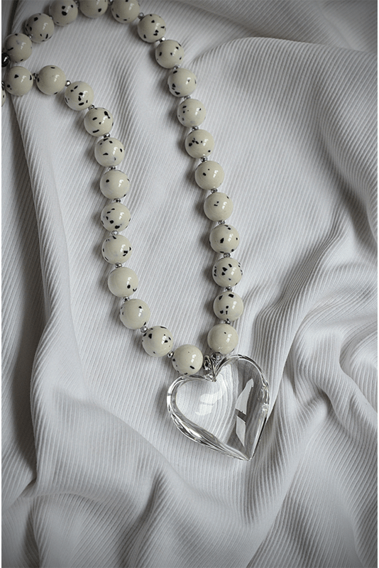 Stambus Žadeito vėrinys su didele stikline širdimi 2