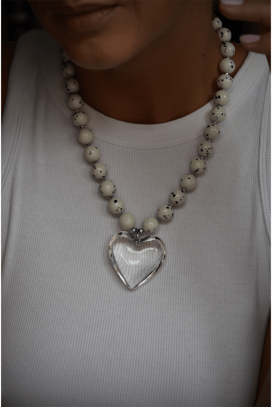 Stambus Žadeito vėrinys su didele stikline širdimi 3