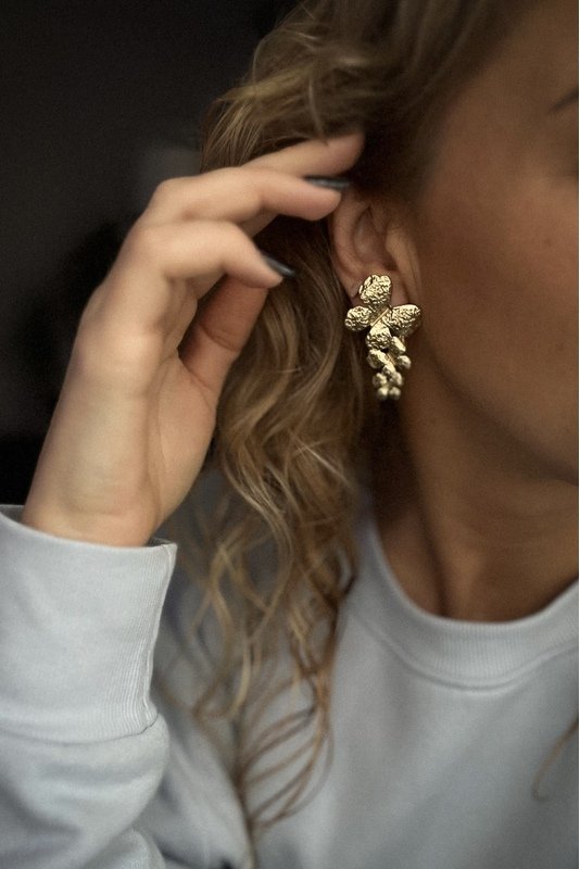 Nerūdijančio plieno auskarai "Aukso drugiai"