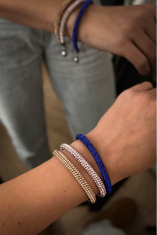 Stiklo kristaliukų vėrinys +DOVANA apyrankė 1