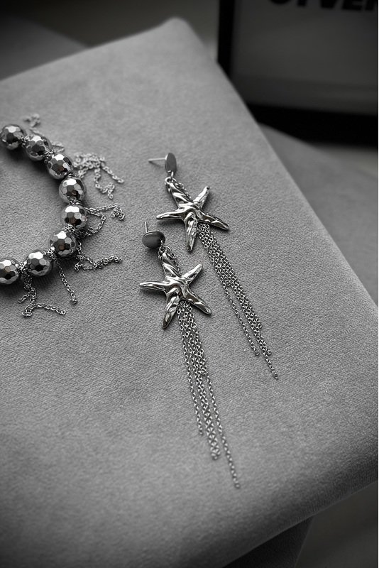 Auskarai "Jūros žvaigždė su grandinėlėm"