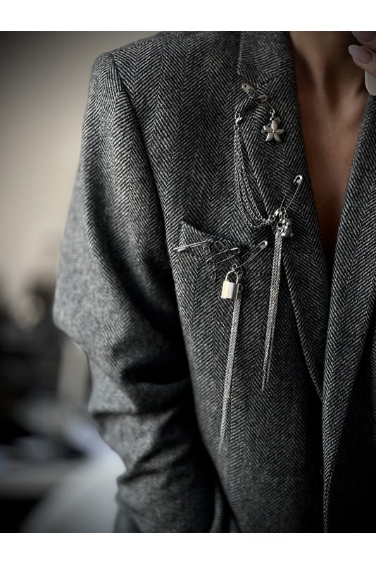 MINI žiogelis su pakabuku 1