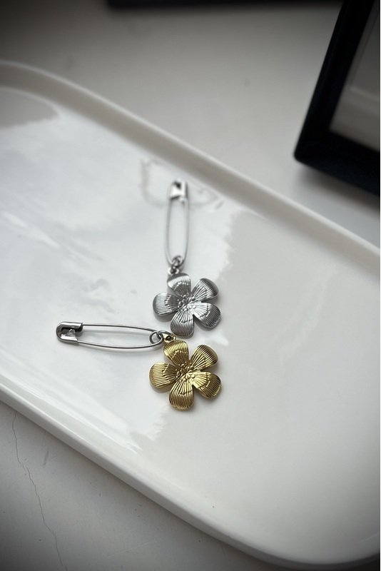 MINI žiogelis su pakabuku 6