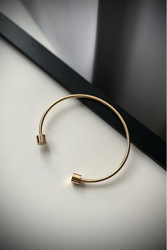 Nerūdijančio plieno apyrankė 4 Nerūdijančio plieno apyrankė 4