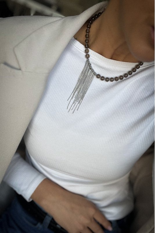 Stiklo "Dūminis kvarcas" vėrinys su grandinėlių akcentine detale 3