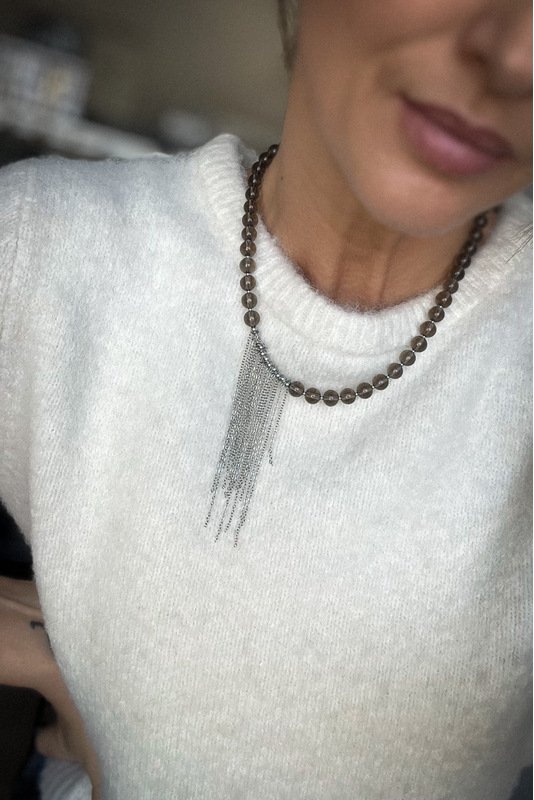 Stiklo "Dūminis kvarcas" vėrinys su grandinėlių akcentine detale